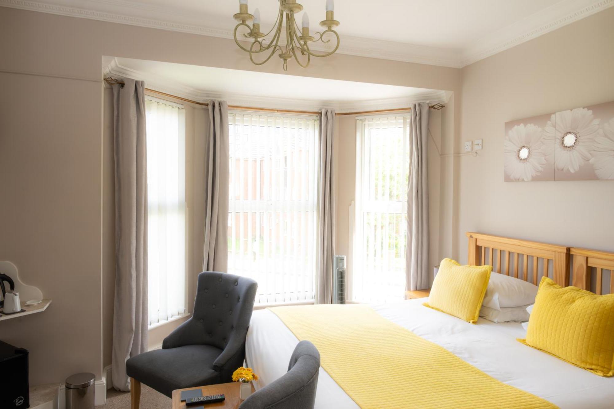 The Courtyard Guest House Great Yarmouth Dış mekan fotoğraf