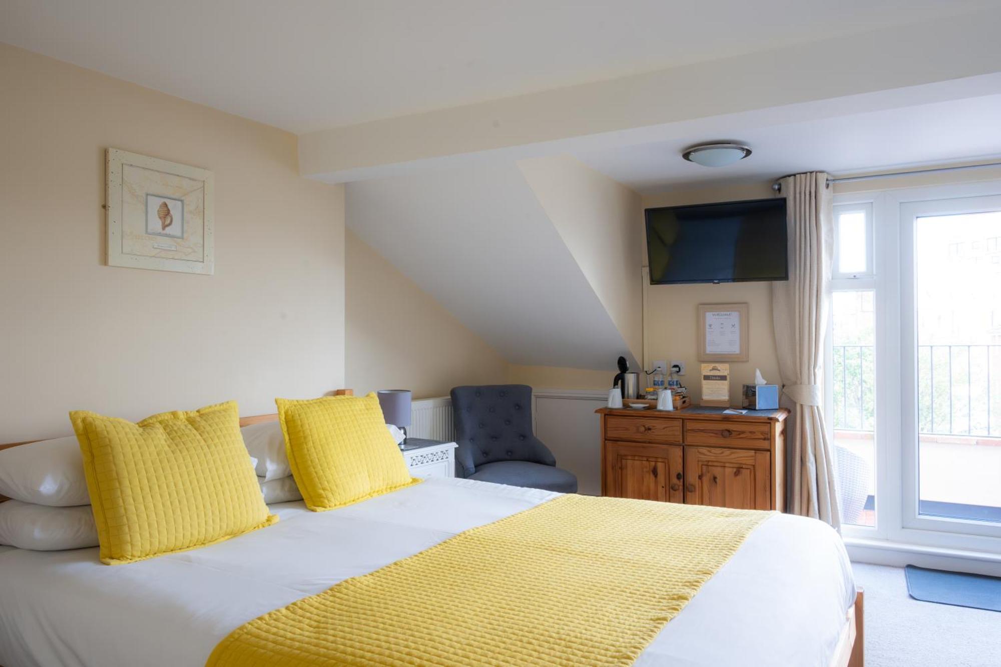 The Courtyard Guest House Great Yarmouth Dış mekan fotoğraf